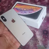 آیفون xs حافظه ۲۵۶ به شرط با همه وسایل...