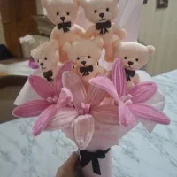 گل جاودان با عروسک پولیشی