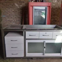 یخچال بزرگ دو درب قصابی کاملا سلم با میز کار قصابی|فروشگاه و مغازه|کرمانشاه, |دیوار