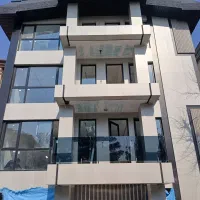 کارگر یوپی‌وی‌سی ‌کار