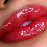 مدل شید‌لب