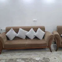 مبل و قالی