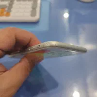 Iphone s|موبایل|ری, علایین|دیوار