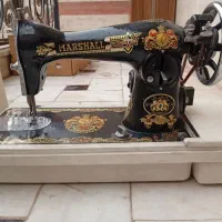 چرخ خیاطی همراه با میز