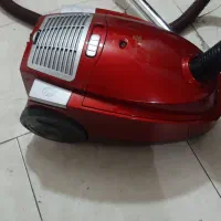 دودستگاه جارو برقی در حد نو
