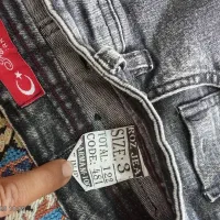 شلوارلی نونو|لباس|نجف‌آباد, پادگان عاشورا|دیوار