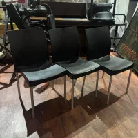 سه عدد صندلی سبک