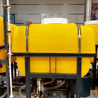 سمپاش ۴۰۰ لیتری سوار‌شونده ، پمپ ۱۵۰ پیستونی