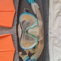 فروش وسایل شنا و غواصی