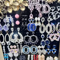 گوشواره مجلسی رنگ ثابت