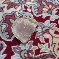 دوتا سنگ قدیمی دارم فروشی خریدار پیام بده قیمت بد