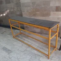 قفسه و ویترین مغازه