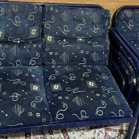 دو دست مبل|مبلمان خانگی و میز عسلی|گلبهار, شهر جدید گلبهار|دیوار