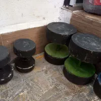 دمبل بتنی 20/ 15 / 7.5 / 5 کیلویی|تجهیزات ورزشی|رشت, آب آسیاب|دیوار