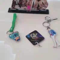 استند دکوری  گروه BTS