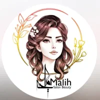 همکار آرایشگر خانم