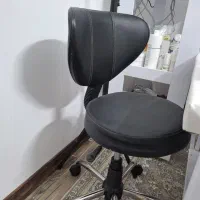 تخت و صندلی