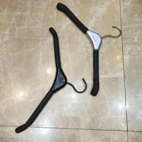 چوب کار فوم دار|بندرخت و رخت‌آویز|تهران, نیروی هوایی (پیروزی)|دیوار
