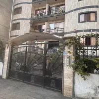 آپارتمان طبقه ۳ آفتاب ۶۰