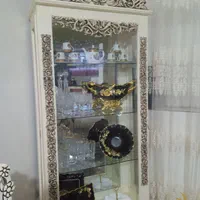 بوفه بادوام و شیک داخل آینه