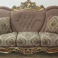 مبلمان ۷ نفره تمیز و مرتب درحد نو بسیار محکم