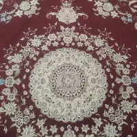 قالی یا فرش تک هس معاوضه با فرش زمینه قرمز