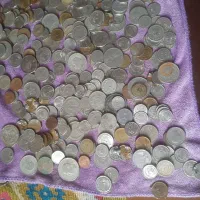 تعدادی سکه های قدیمی