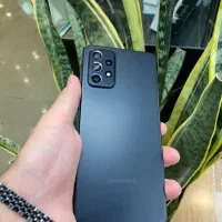 samsung a72 در حد آکبند