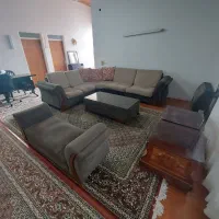 مبل ۷ نفره به همراه ۲ عسلی و میز