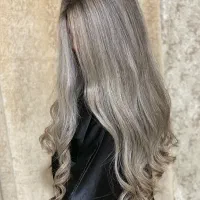 اجاره صندلی مژه کار و ناخن کار