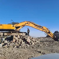 بیل مکانیکی هیوندا 320