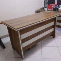 میز کارمندی