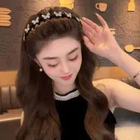 هدیه روز دانش اموز|زیورآلات و اکسسوری|قم, نخودی|دیوار