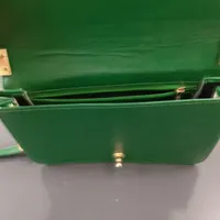 کیف مجلسی|کیف، کفش، کمربند|تهران, دهکده المپیک|دیوار