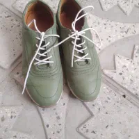 کاپشن وکفش|کفش و لباس بچه|کرج, شهرک سهرابیه|دیوار