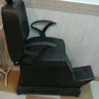 سلام صندلی آرایش مردانه وزنانه دسته ها باز میشه