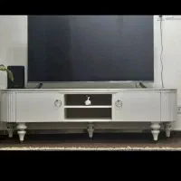 زیر تلویزیون