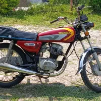 هندا ۱۲۵ مزایده