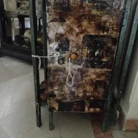 میز فلزی سنگین