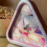 ساعت رزینی مثلثی بنفش|ساعت دیواری و تزئینی|تهران, اکباتان|دیوار