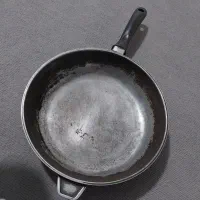 ماهیتابه در دار چدنی|ظروف پخت‌وپز|گنبد کاووس, |دیوار