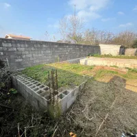 زمین ۱۸۶متری بابنای نیمه کاره