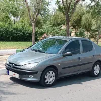 206آریان  صندوقدار