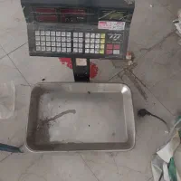 سه عدد ترازوی دیجیتال