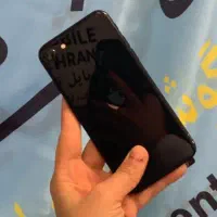 ایفونse2022درحد بدون بازشدگی و تعمیر