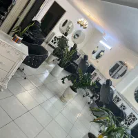 اجاره میز ناخن به ناخنکار حرفه ای