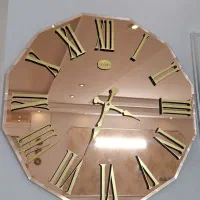 ساعت دیواری