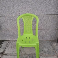 صندلی.