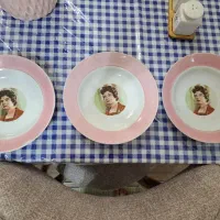 بشقاب عتیقه طرح ثریا