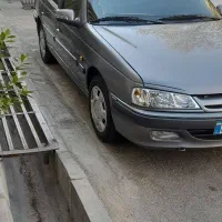 راننده با اتومبیل جهت اداره دولتی آقا